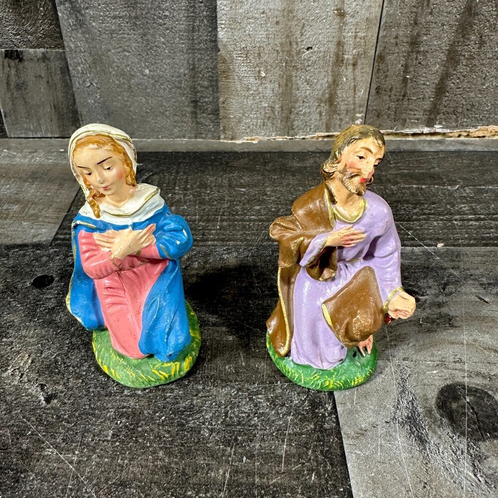 VTG Hand Painted Made in Italy Chalk Ware Mary Joseph Pieces Christmas 3.5"